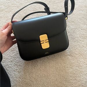 APC Grace bag. Size small. New condition. No odor, no scratches, perfect